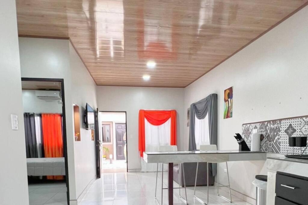 Orange Apartment 5 Min Aeropuerto Juan Santamaria Alajuela Exteriör bild